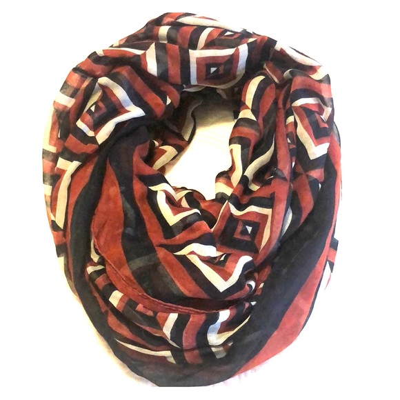 Patterned infinity scarf - Picture 1 of 1
